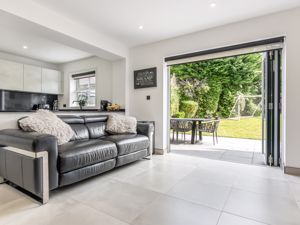 Photo 22- click for photo gallery